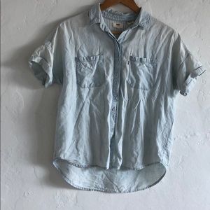 Levi’s T